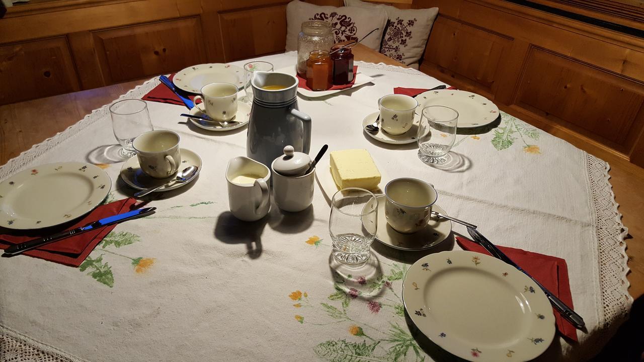 Bauernhof Untergrafer Villa Innervillgraten Bagian luar foto